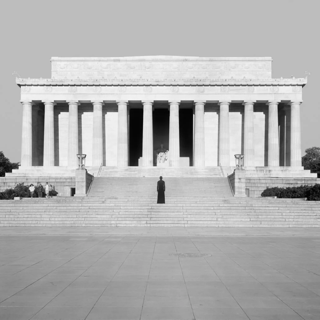MONUMENT : Carrie Mae Weems　500部限定 Carrie Mae Weems — Foundation for Art & Preservation in Embassies